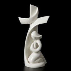 Circle of Love Figurine Girl Praying